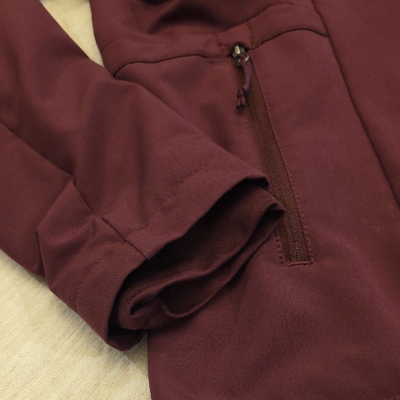 The North Face Women's Burgundy Utility Jacket - Picture 4 of 9